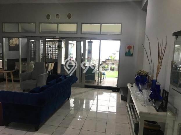 Rumah Elit Modern Siap Huni di Pondok Hijau Bandung Rumah Elit Modern Siap Huni di Pondok Hijau Bandung
