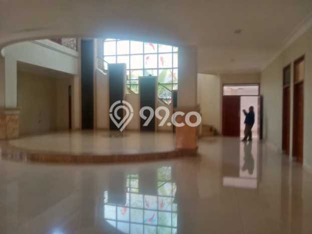 Jual Rumah Luas Megah Dengan View Eksklusif di Supratman, Bandung Jual Rumah Luas Megah Dengan View Eksklusif di Supratman, Bandung