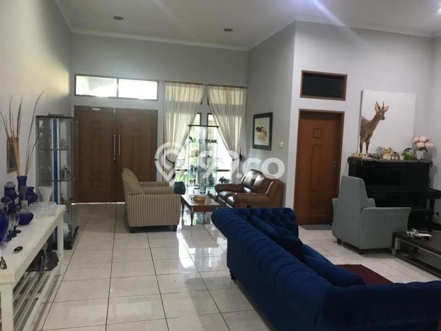 Rumah Elit Modern Siap Huni di Pondok Hijau Bandung Rumah Elit Modern Siap Huni di Pondok Hijau Bandung