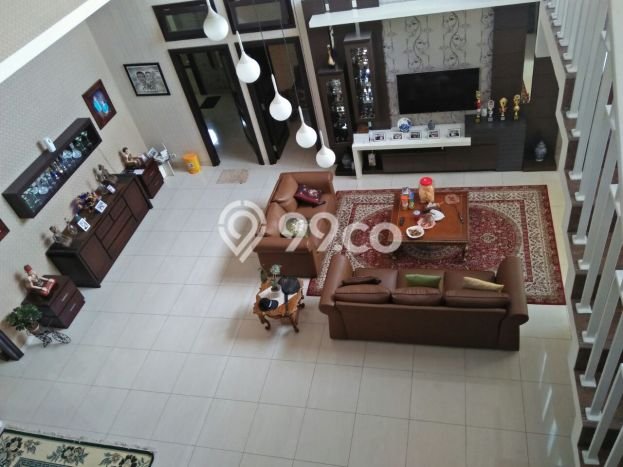 Hunian Mewah LB 600m2 Siap Pakai Desain Elegan di Riau, Bandung Hunian Mewah LB 600m2 Siap Pakai Desain Elegan di Riau, Bandung