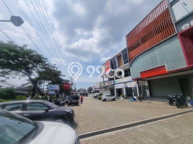 Ruko Kawasan Ngaliyan, Luas 540m2m², Area Bisnis, Siap Usaha Ruko Kawasan Ngaliyan, Luas 540m2m², Area Bisnis, Siap Usaha