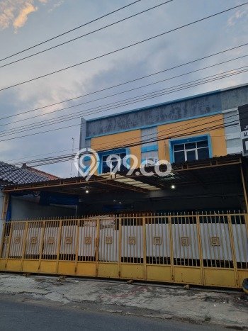 Ruko Favorit Dijual di Halmahera Semarang Kawasan Pusat Bisnis Ruko Favorit Dijual di Halmahera Semarang Kawasan Pusat Bisnis