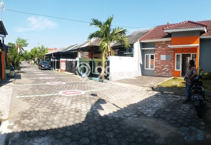 Rumah Sederhana Dijual di Pedurungan 2 Kamar dengan Luas Tanah 110m2 Rumah Sederhana Dijual di Pedurungan 2 Kamar dengan Luas Tanah 110m2