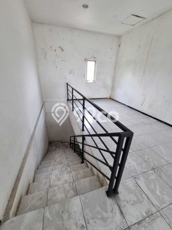 Ruko Bagus Dijual LB 116m2 Lokasi Strategis Semarang Area Cocok untuk Bisnis Ruko Bagus Dijual LB 116m2 Lokasi Strategis Semarang Area Cocok untuk Bisnis
