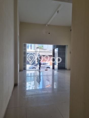 Unit Ruko Disewa Lokasi Semarang Tengah, Semarang Spesifikasi Luas Bangunan 240m2 Unit Ruko Disewa Lokasi Semarang Tengah, Semarang Spesifikasi Luas Bangunan 240m2