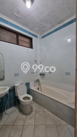 Dijual Rumah Mewah Megah Dengan View Cantik di Bukit Sari, Semarang Dijual Rumah Mewah Megah Dengan View Cantik di Bukit Sari, Semarang