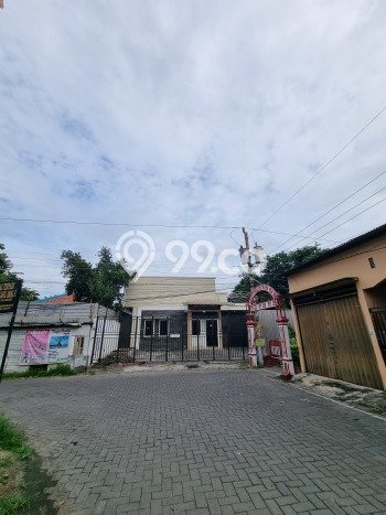 Jual Rumah Luas Elegan Dengan View Eksklusif di Mlatiharjo, Semarang Jual Rumah Luas Elegan Dengan View Eksklusif di Mlatiharjo, Semarang