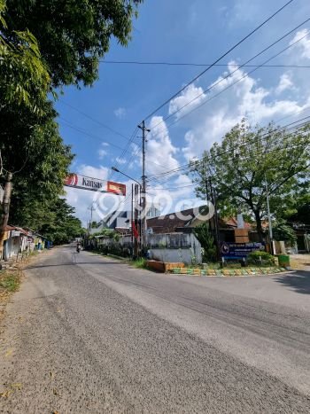 Rumah di , Semarang, Luas 415m2m² LB 207m2m² - JUAL CEPAT! Rumah di , Semarang, Luas 415m2m² LB 207m2m² - JUAL CEPAT!