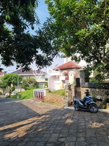 Rumah Sewa Semarang LT 240m2 LB 200m2 Kawasan Candi Golf Rumah Sewa Semarang LT 240m2 LB 200m2 Kawasan Candi Golf