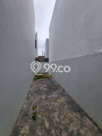 Rumah Luas Asri 2 KT Siap Pakai di BSB City Semarang Rumah Luas Asri 2 KT Siap Pakai di BSB City Semarang