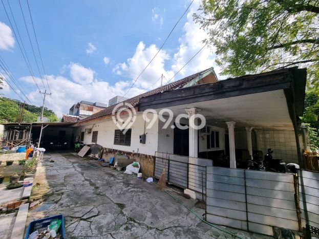 Rumah di , Semarang, Luas 415m2m² LB 207m2m² - JUAL CEPAT! Rumah di , Semarang, Luas 415m2m² LB 207m2m² - JUAL CEPAT!