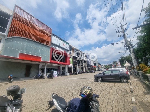 Ruko Kawasan Ngaliyan, Luas 540m2m², Area Bisnis, Siap Usaha Ruko Kawasan Ngaliyan, Luas 540m2m², Area Bisnis, Siap Usaha