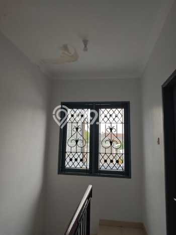 Rumah Modern 2 Kamar LT 80m2 di Kalideres Rumah Modern 2 Kamar LT 80m2 di Kalideres