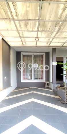 Hunian Nyaman Asri 2 KT Siap Huni di Bintaro Tangerang Selatan Hunian Nyaman Asri 2 KT Siap Huni di Bintaro Tangerang Selatan