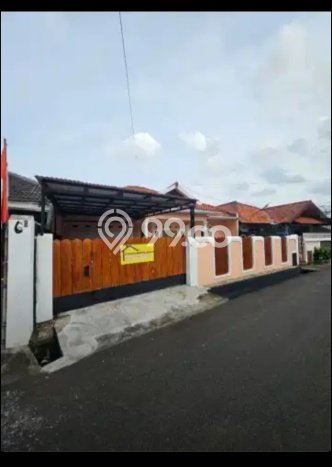 Disewakan! Rumah 5 Kamar Tidur &
4 Kamar Mandi di Cipete, Jakarta Selatan Disewakan! Rumah 5 Kamar Tidur &
4 Kamar Mandi di Cipete, Jakarta Selatan