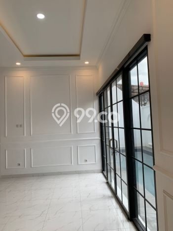Rumah Elit Modern Siap Huni di Joglo Jakarta Barat Rumah Elit Modern Siap Huni di Joglo Jakarta Barat