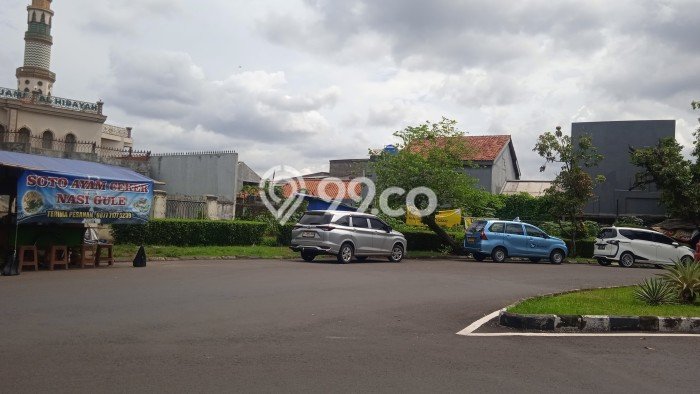 Tanah Dijual Lokasi Strategis di Tangerang Selatan dengan Luas 620m2 Tanah Dijual Lokasi Strategis di Tangerang Selatan dengan Luas 620m2