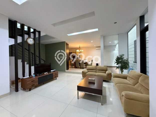 Rumah Kontrakan Jakarta Selatan LT 240m2 LB 325m2 Area Pondok Indah Rumah Kontrakan Jakarta Selatan LT 240m2 LB 325m2 Area Pondok Indah