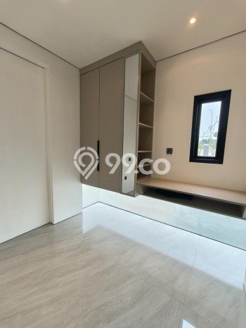 Rumah Strategis Minimalis Lb 77m2 di Ciputat, Tangerang Selatan Rumah Strategis Minimalis Lb 77m2 di Ciputat, Tangerang Selatan