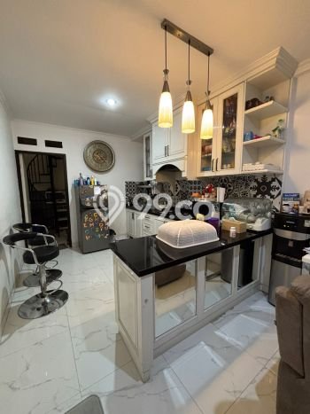 Rumah Elit LB 230m2 Siap Huni Desain Elegan di Sektor 2 - Bintaro, Jakarta Selatan Rumah Elit LB 230m2 Siap Huni Desain Elegan di Sektor 2 - Bintaro, Jakarta Selatan