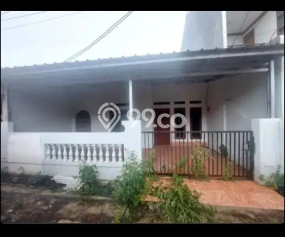For Sale Hunian Rumah Terawat 3 KT di Bintaro, Tangerang Selatan For Sale Hunian Rumah Terawat 3 KT di Bintaro, Tangerang Selatan