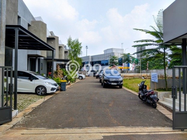 Rumah Strategis Minimalis Lb 77m2 di Ciputat, Tangerang Selatan Rumah Strategis Minimalis Lb 77m2 di Ciputat, Tangerang Selatan