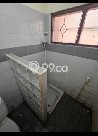 Disewakan! Rumah 5 Kamar Tidur &
4 Kamar Mandi di Cipete, Jakarta Selatan Disewakan! Rumah 5 Kamar Tidur &
4 Kamar Mandi di Cipete, Jakarta Selatan