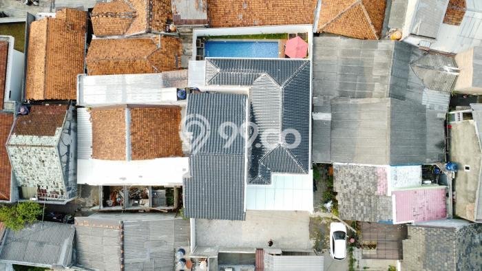 Rumah Mewah Dijual LT 200m2 di Ciputat, Tangerang Selatan Rumah Mewah Dijual LT 200m2 di Ciputat, Tangerang Selatan
