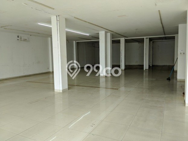 Komersial Komersial Dijual di Pesanggrahan Jakarta Selatan LT 500m2 & LB 600m2 Komersial Komersial Dijual di Pesanggrahan Jakarta Selatan LT 500m2 & LB 600m2