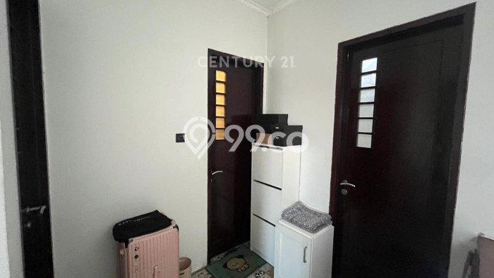 For Sale! Luxury House LT 235m2 Desain Elegan di Soekarno Hatta For Sale! Luxury House LT 235m2 Desain Elegan di Soekarno Hatta