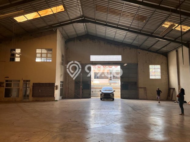 Disewakan Gudang di Pusat Kota Bandung Ramai Strategis Disewakan Gudang di Pusat Kota Bandung Ramai Strategis