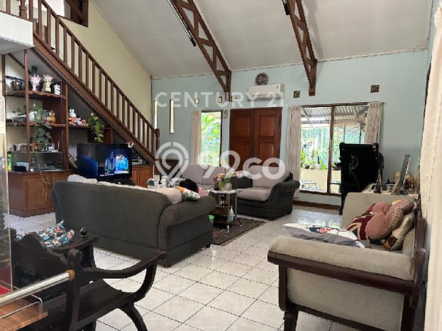 Ready to Use! Premium House LT 1060m2 Desain Modern di Sudirman Ready to Use! Premium House LT 1060m2 Desain Modern di Sudirman