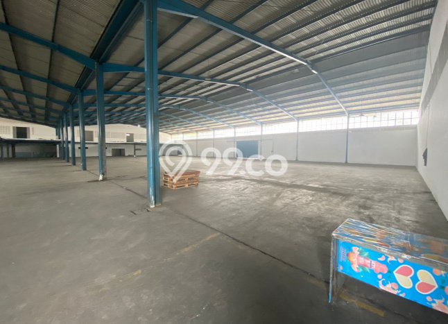 Gudang Dijual di Bandung LT 7017m2 & LB 4000m2 Lokasi Terbaik! Gudang Dijual di Bandung LT 7017m2 & LB 4000m2 Lokasi Terbaik!