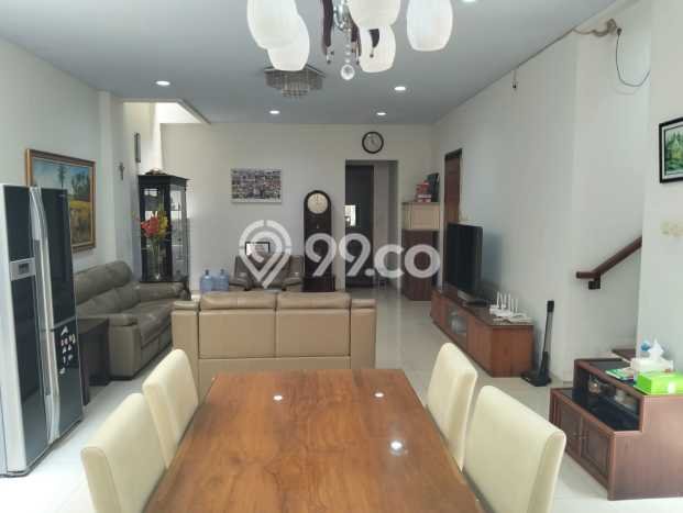 Hunian Mewah LB 275m2 Siap Huni Desain Elegan di Sayap Dago, Bandung Hunian Mewah LB 275m2 Siap Huni Desain Elegan di Sayap Dago, Bandung