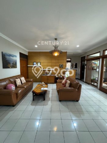 Jual Rumah Mewah Megah Dengan View Eksklusif di Cikutra, Bandung Jual Rumah Mewah Megah Dengan View Eksklusif di Cikutra, Bandung