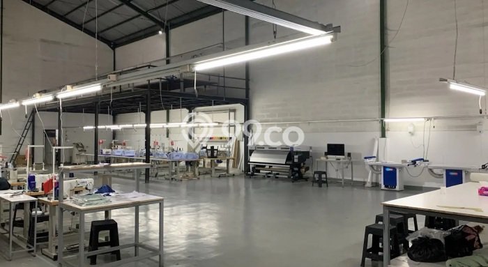 Lokasi Strategis! Dijual Gudang Bisnis di Babakan Ciparay, Bandung Kondisi Bagus Lokasi Strategis! Dijual Gudang Bisnis di Babakan Ciparay, Bandung Kondisi Bagus