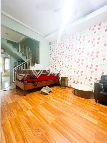 Rumah Strategis Minimalis Lb 200m2 di Kelapa Dua, Tangerang Rumah Strategis Minimalis Lb 200m2 di Kelapa Dua, Tangerang