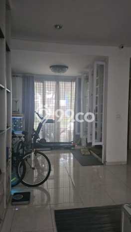 Rumah Elit Modern Tanpa Renovasi di Gading Serpong IL Lago Tangerang Rumah Elit Modern Tanpa Renovasi di Gading Serpong IL Lago Tangerang