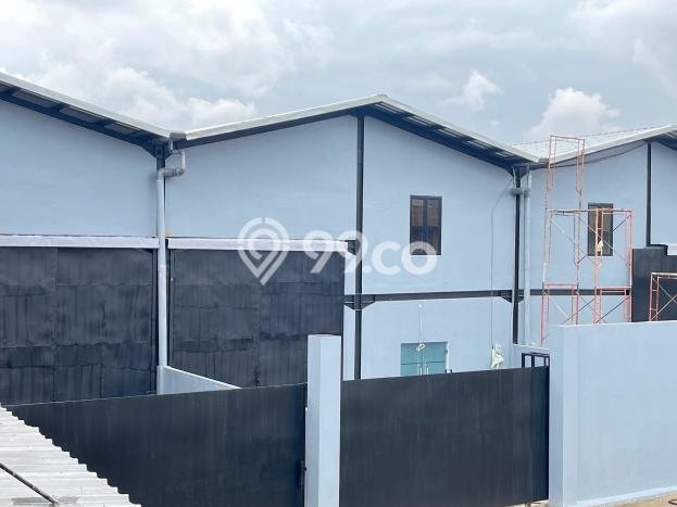 Gudang Disewa di Tangerang dengan LB 250m2 Area Komersial Ramai Gudang Disewa di Tangerang dengan LB 250m2 Area Komersial Ramai