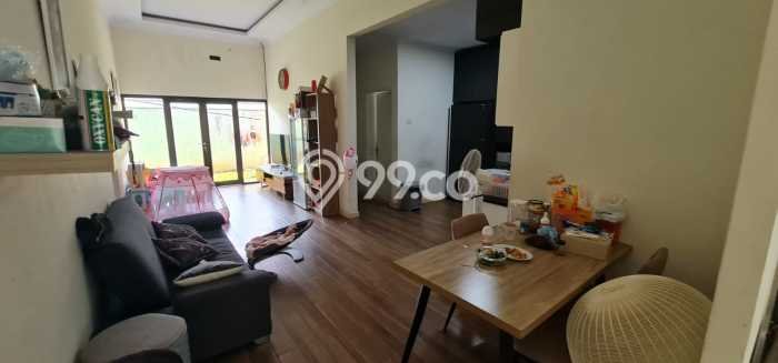 For Sale Rumah 4 Kamar Lokasi Ideal Bagus dan Strategis di Kelapa Dua For Sale Rumah 4 Kamar Lokasi Ideal Bagus dan Strategis di Kelapa Dua