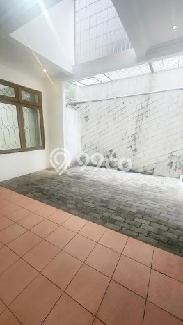 HUNIAN PREMIUM! Rumah kawasan Kebayoran Baru, 3 KM, Kawasan Prospektif, Luas 500m² Bangunan 350m² HUNIAN PREMIUM! Rumah kawasan Kebayoran Baru, 3 KM, Kawasan Prospektif, Luas 500m² Bangunan 350m²