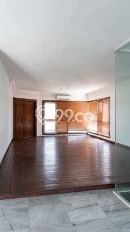 Rumah Kondisi Baik Disewakan di Kemang, Jakarta Selatan LT 1050m2, LB 500m2 Rumah Kondisi Baik Disewakan di Kemang, Jakarta Selatan LT 1050m2, LB 500m2