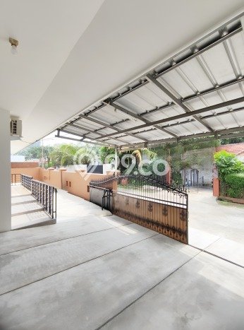 Rumah di Cilandak, 3 KM, Konsep Modern, Luas 650m2m² LB 500m2m² Rumah di Cilandak, 3 KM, Konsep Modern, Luas 650m2m² LB 500m2m²