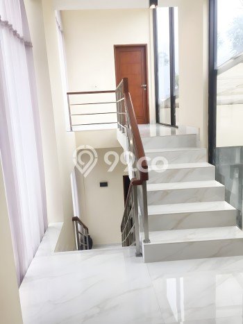 Sewa Rumah Murah di Kemang Jakarta Selatan dengan 4 KT Sewa Rumah Murah di Kemang Jakarta Selatan dengan 4 KT
