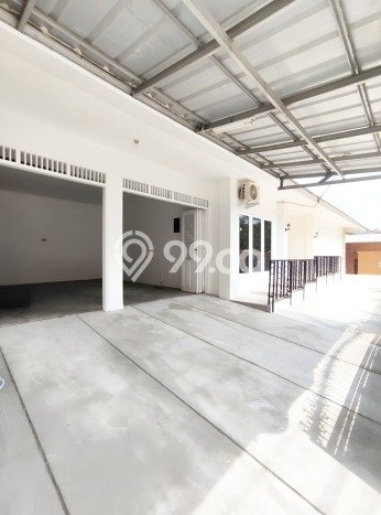 Rumah di Cilandak, 3 KM, Konsep Modern, Luas 650m2m² LB 500m2m² Rumah di Cilandak, 3 KM, Konsep Modern, Luas 650m2m² LB 500m2m²