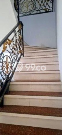 Hunian Mewah Siap Huni LT 198m2 di Cilandak, Jakarta Selatan Hunian Mewah Siap Huni LT 198m2 di Cilandak, Jakarta Selatan