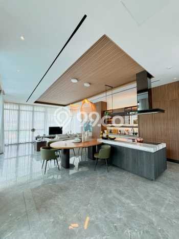 For Sale! Luxury House LT 128m2 Desain Elegan di Grand Wisata For Sale! Luxury House LT 128m2 Desain Elegan di Grand Wisata