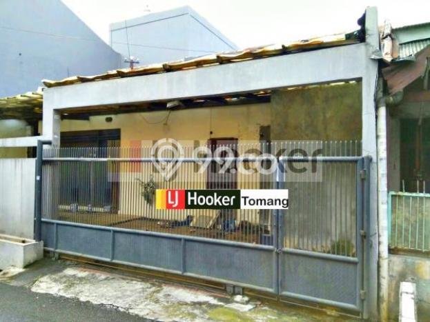Rumah di Tomang, LT 180m², Bangunan 144m² Rumah di Tomang, LT 180m², Bangunan 144m²