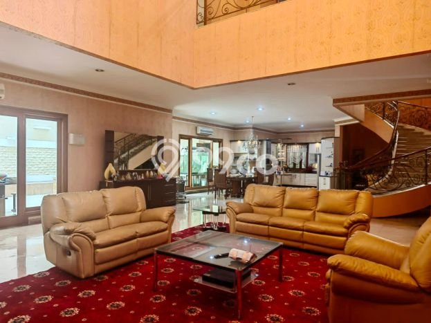 Rumah Nyaman LB 600m² View Kota di Puri Indah, Jakarta Barat Rumah Nyaman LB 600m² View Kota di Puri Indah, Jakarta Barat