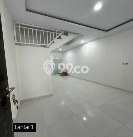 PROMO SPESIAL! Rumah Nyaman area Tanjung Duren Selatan, Luas 57m² Bangunan 168m² PROMO SPESIAL! Rumah Nyaman area Tanjung Duren Selatan, Luas 57m² Bangunan 168m²